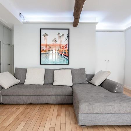 Room In Apartment - Cosy Place In The Hear Of Paris Exterior photo