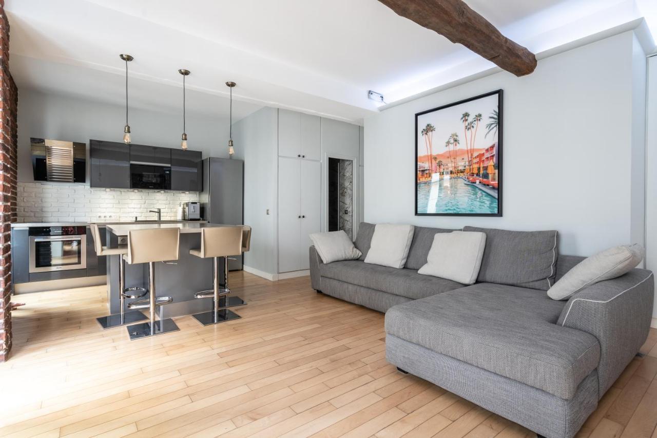 Room In Apartment - Cosy Place In The Hear Of Paris Exterior photo
